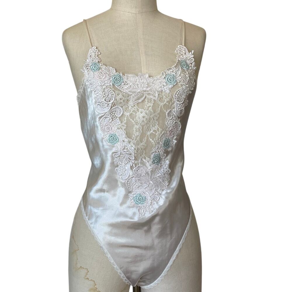 Victoria's Secret Gold‎ Label slip bodysuit small lace high cut sheer 90s VTG